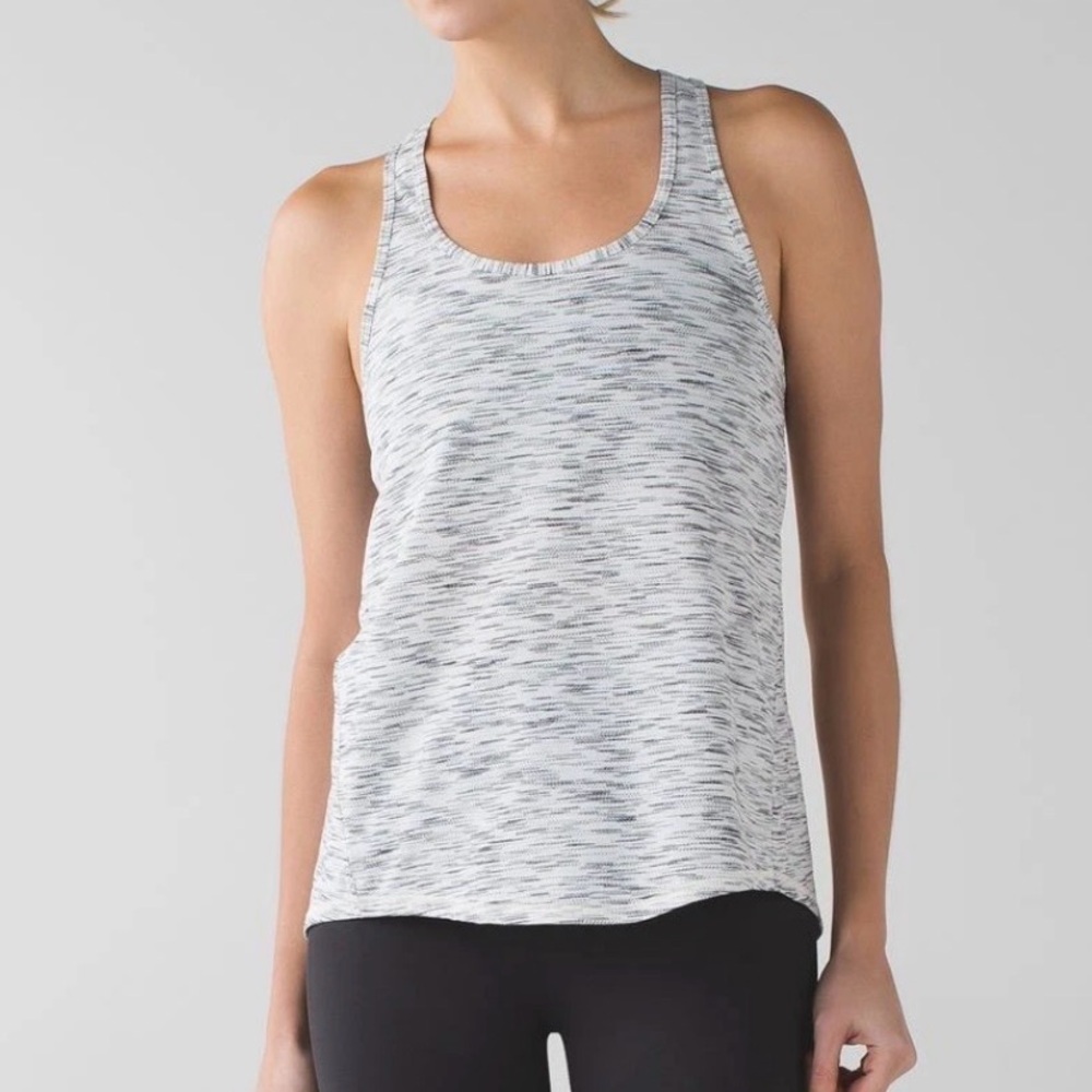 EEUC LULULEMON black and White Tiger Space Dye Scoop Neck split Back Tank sz 6